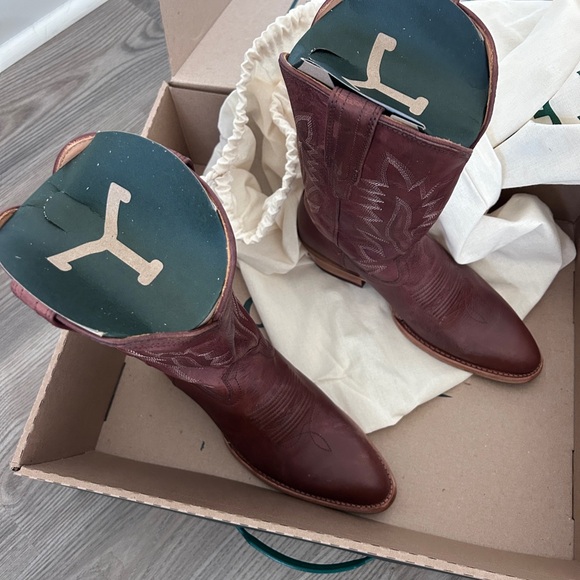 NIB Tecovas Jamie II Chestnut Leather Cowboy Boots with stitching - Picture 3 of 15